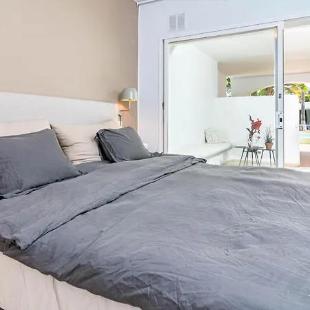Birdie Beach House * מארבלה